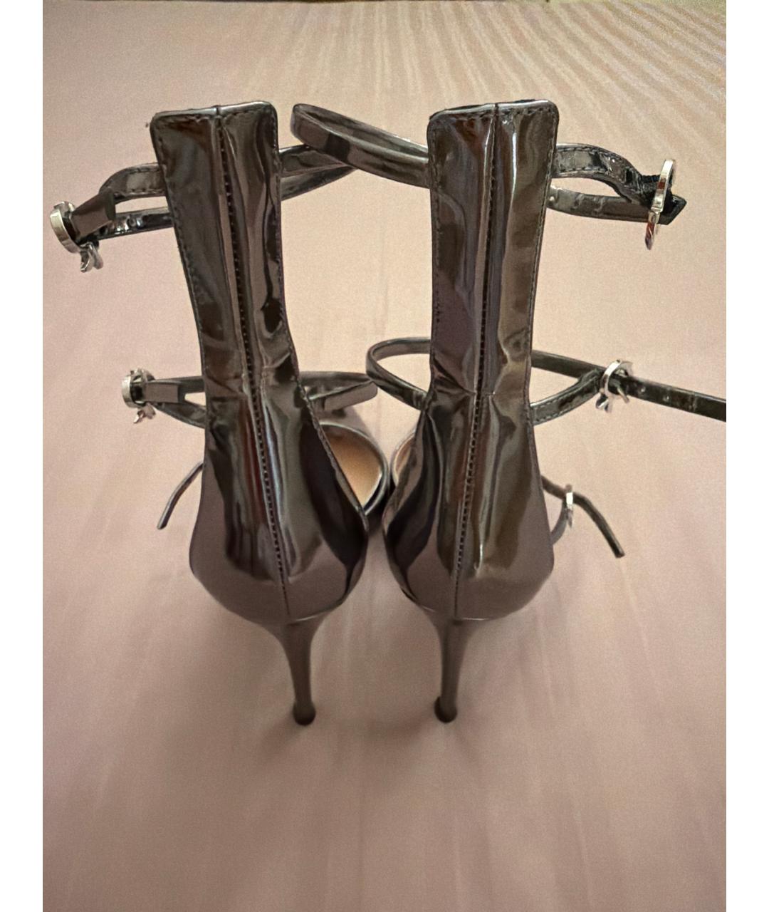 GIANVITO ROSSI Серебряные туфли из лакированной кожи, фото 4