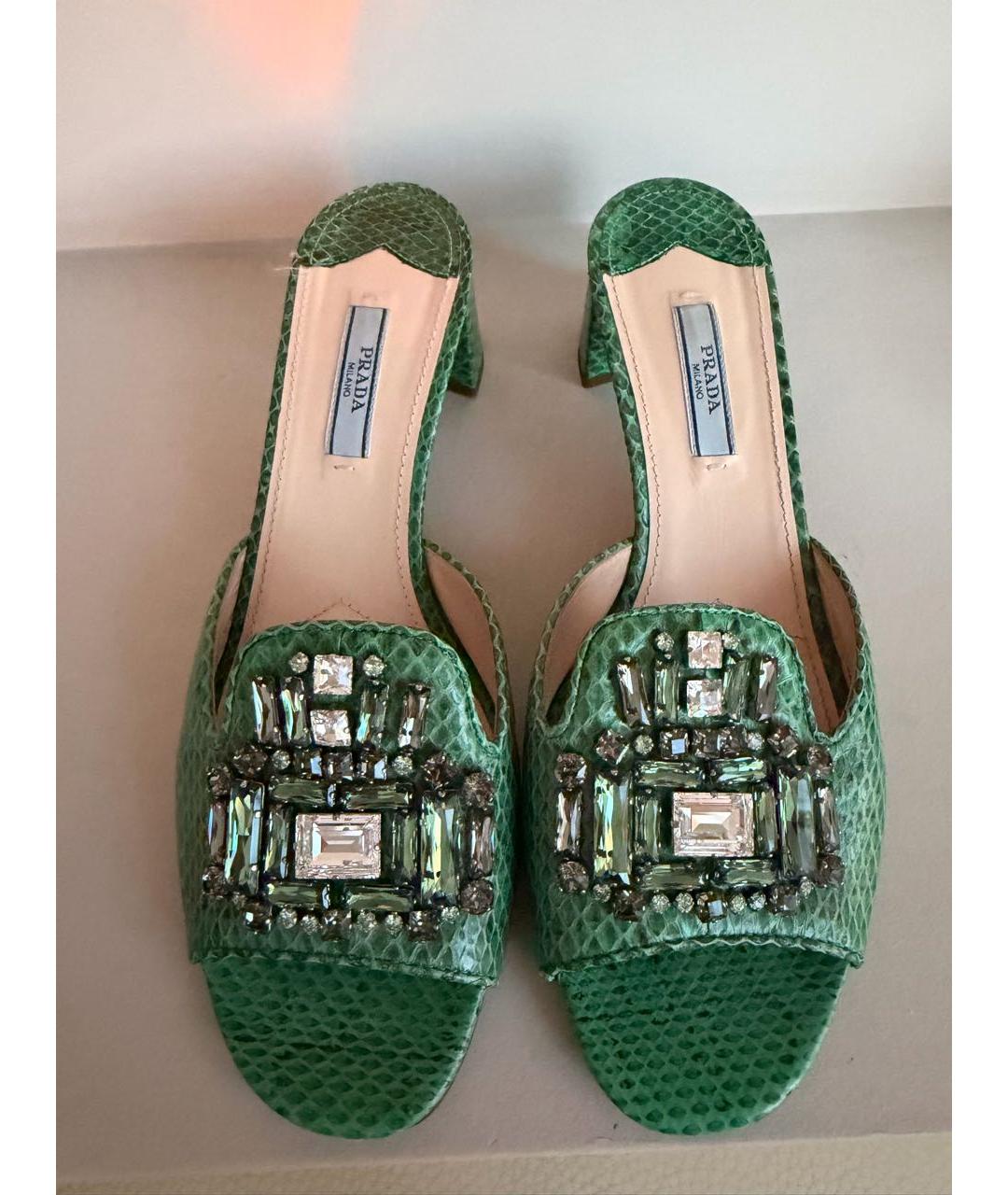 PRADA Зеленые мюли из экзотической кожи, фото 2