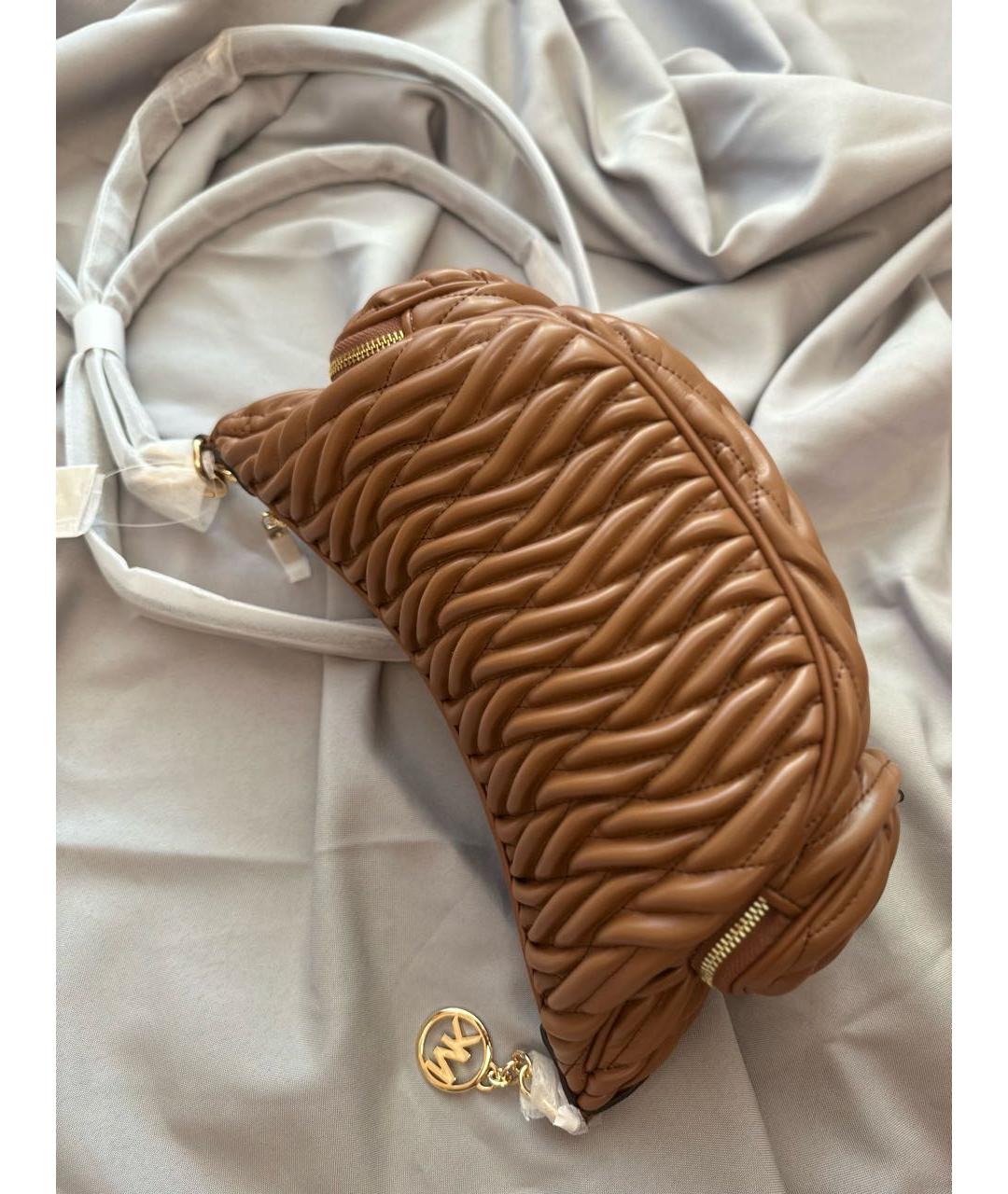 MICHAEL MICHAEL KORS Коричневая сумка через плечо из искусственной кожи, фото 3