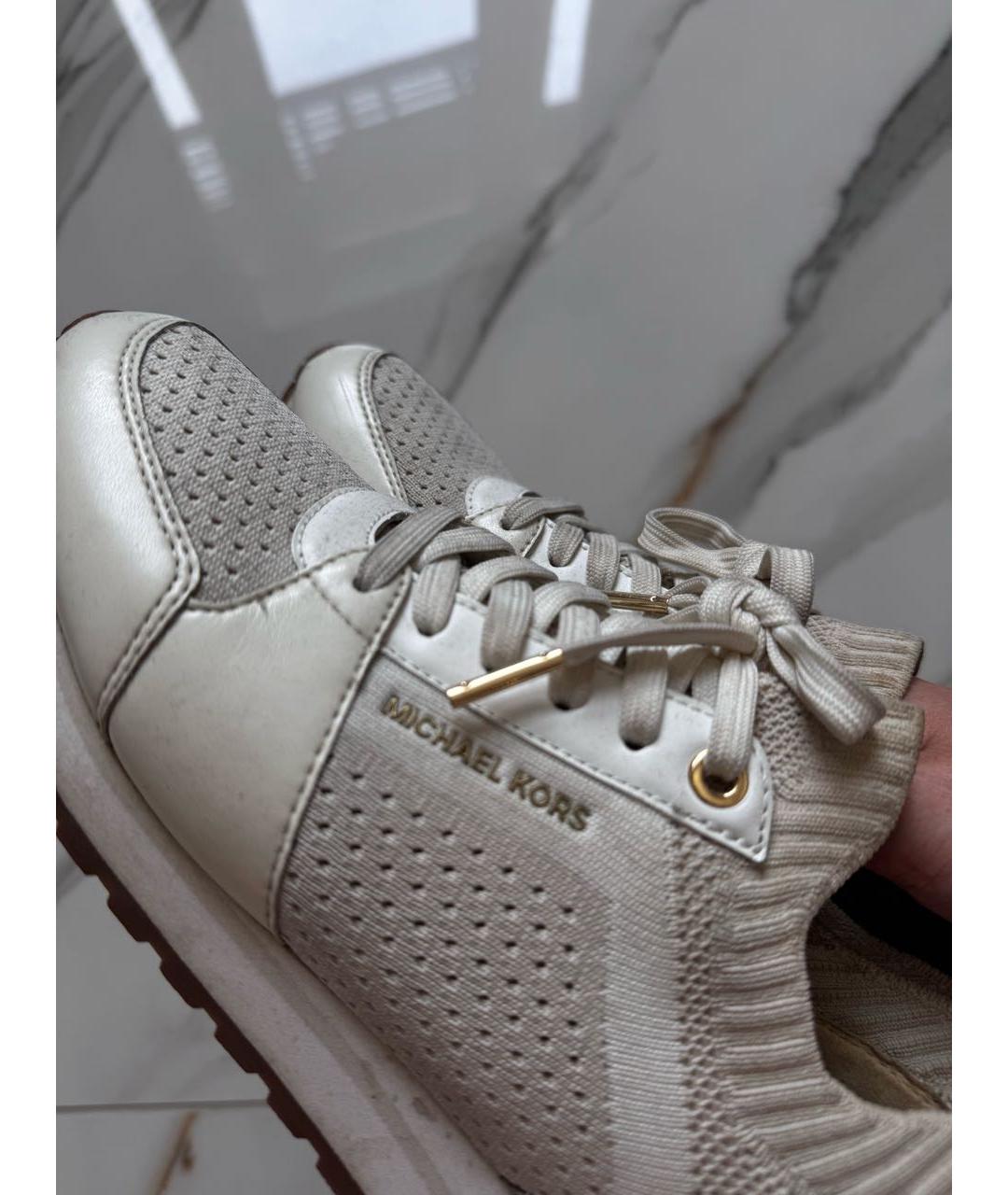 MICHAEL KORS Бежевые кроссовки, фото 3