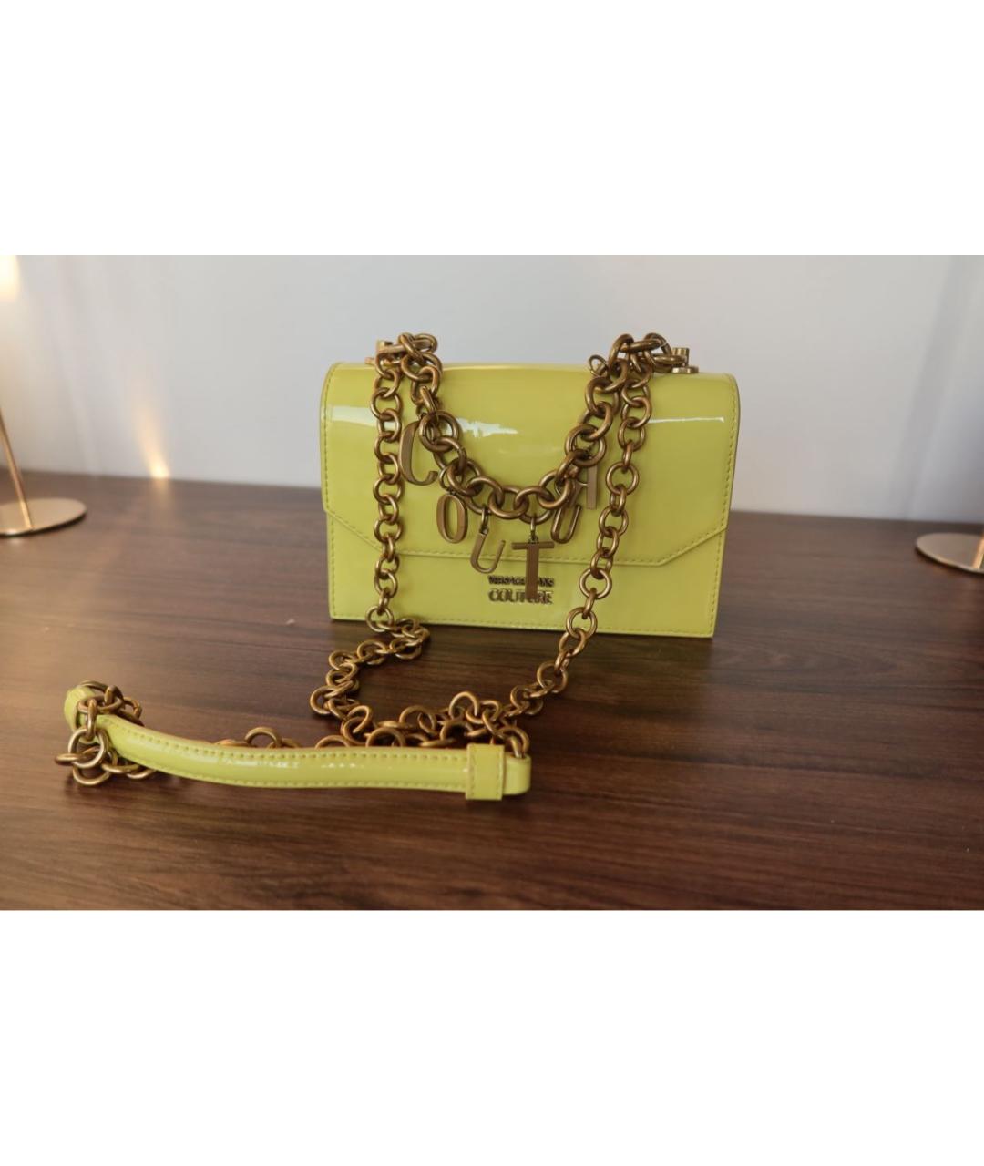 VERSACE JEANS COUTURE Желтая сумка через плечо из лакированной кожи, фото 7
