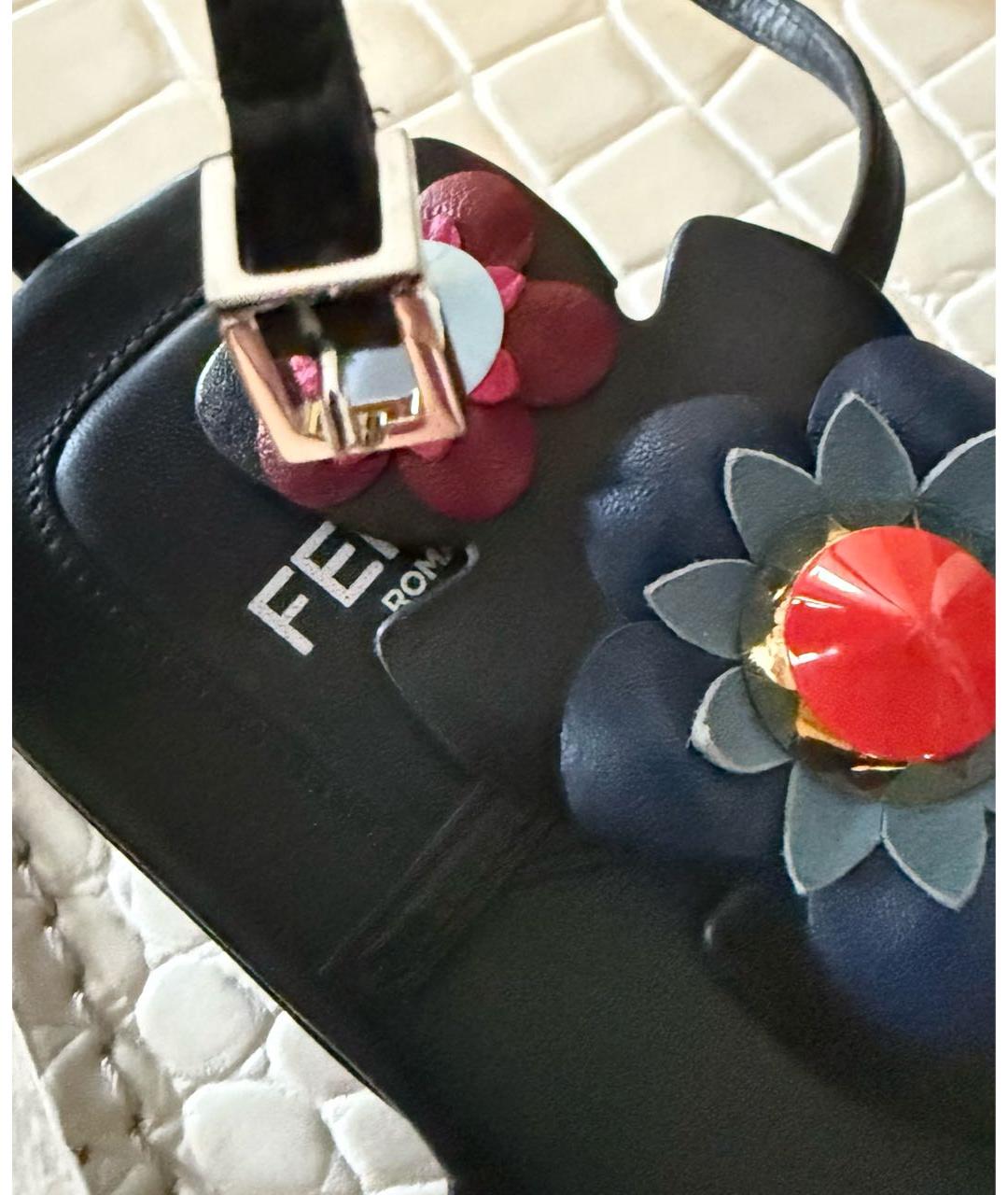 FENDI Черные кожаные босоножки, фото 6