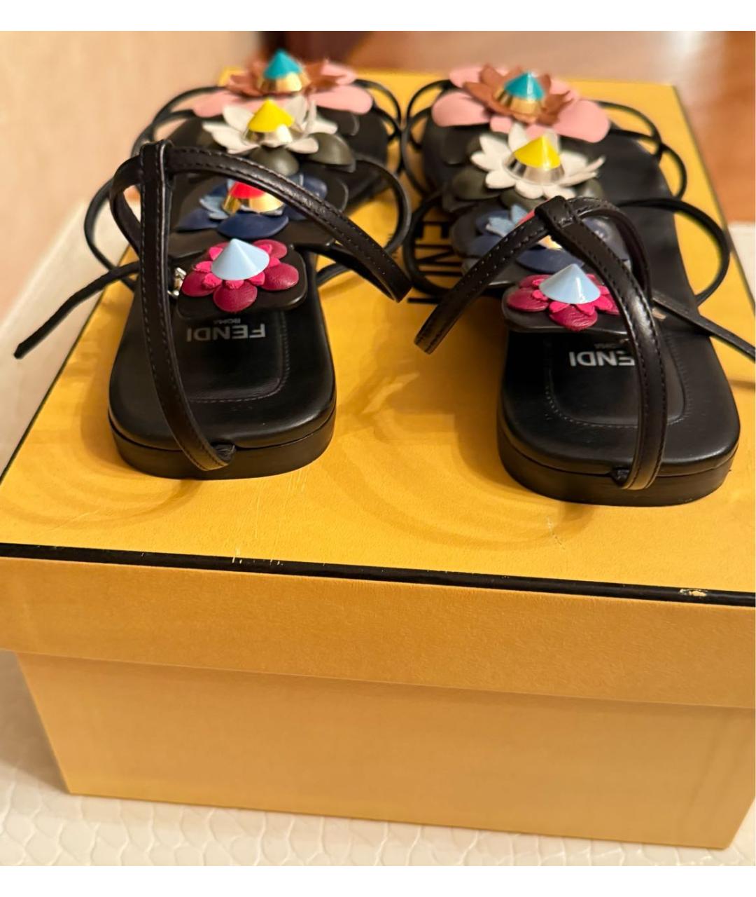 FENDI Черные кожаные босоножки, фото 3