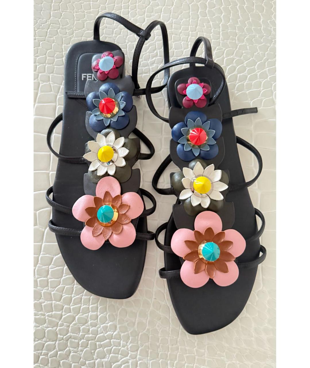 FENDI Черные кожаные босоножки, фото 8