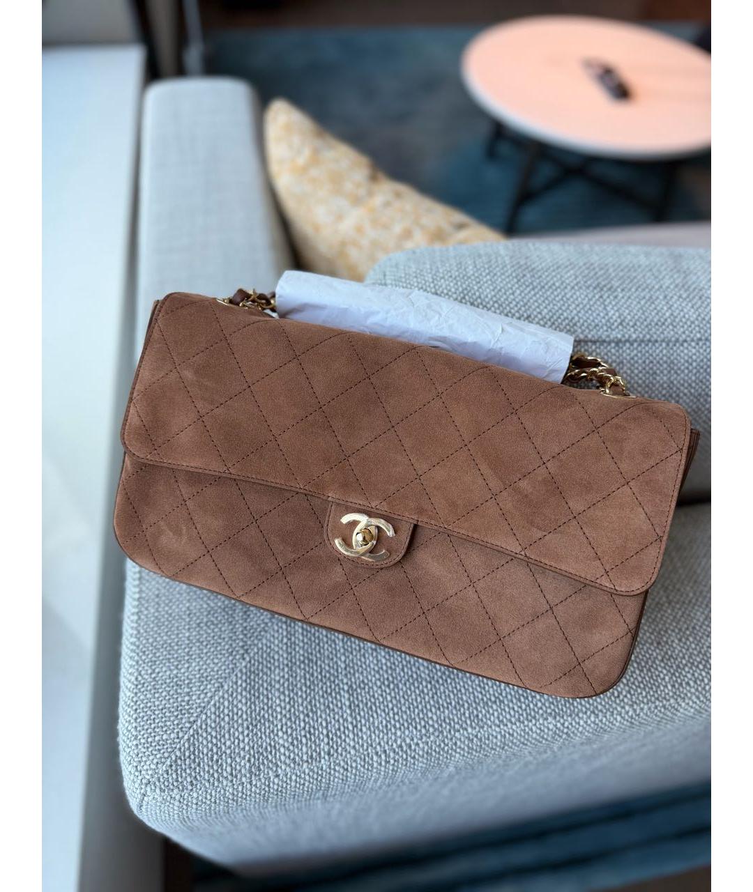 CHANEL Коричневая замшевая сумка через плечо, фото 2