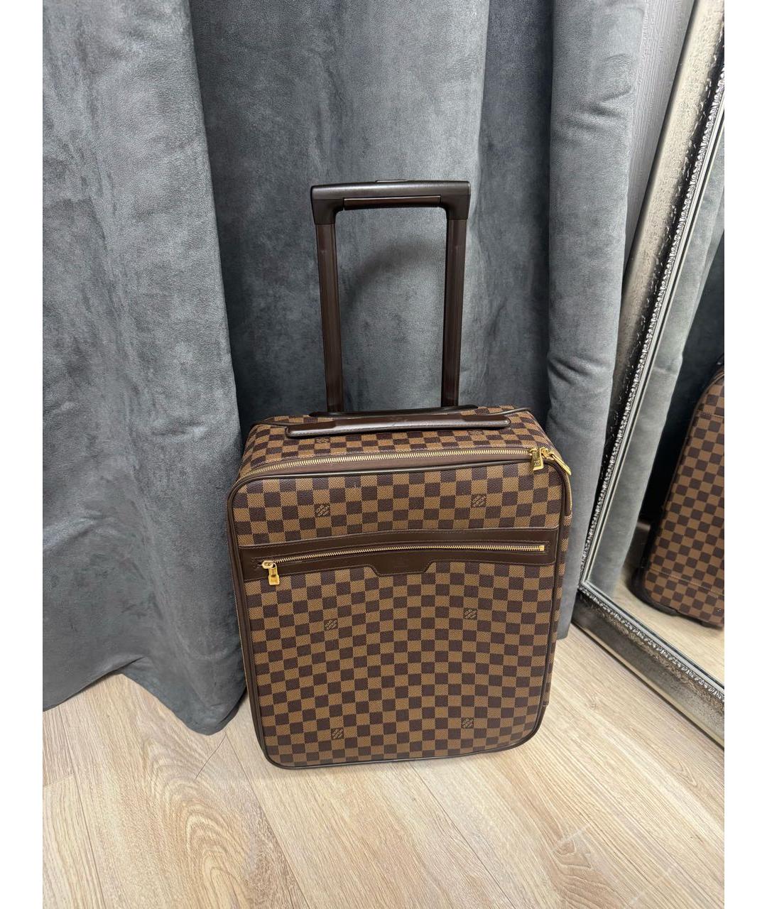 LOUIS VUITTON Коричневый кожаный чемодан, фото 2