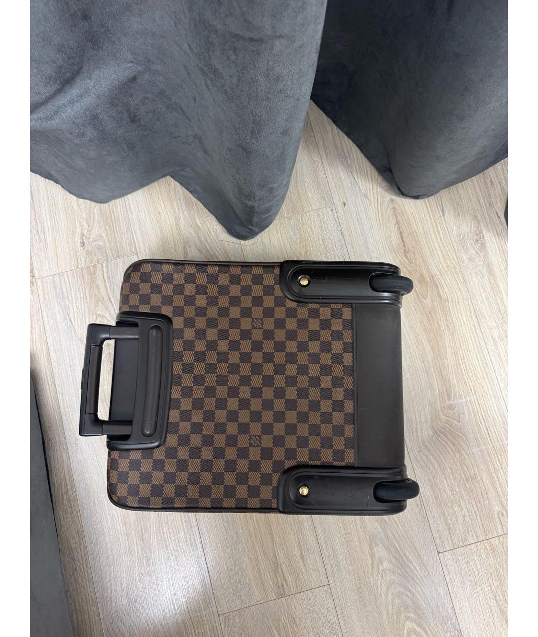 LOUIS VUITTON Коричневый кожаный чемодан, фото 6