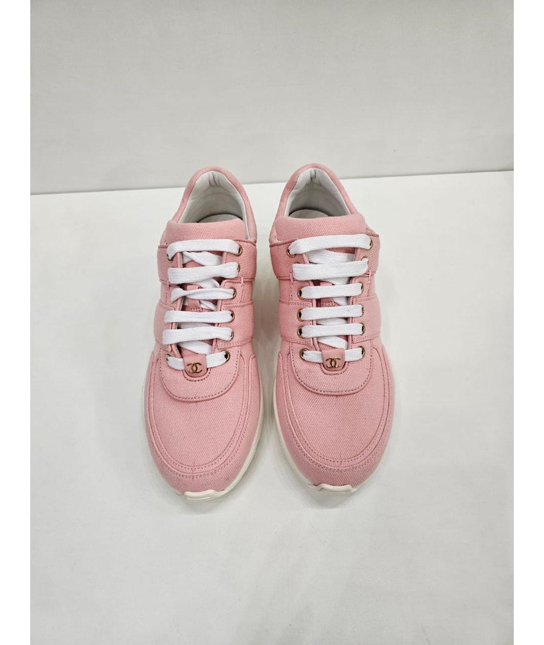 CHANEL Коралловые текстильные кеды, фото 2