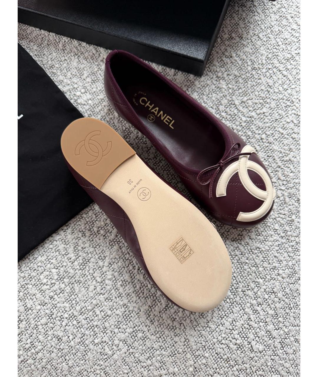 CHANEL Бордовые кожаные балетки, фото 2