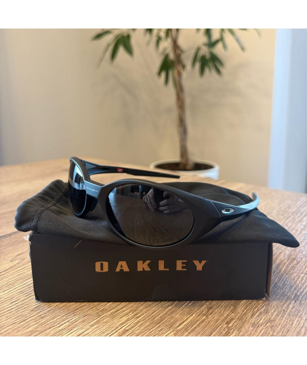 OAKLEY Черные пластиковые солнцезащитные очки, фото 3