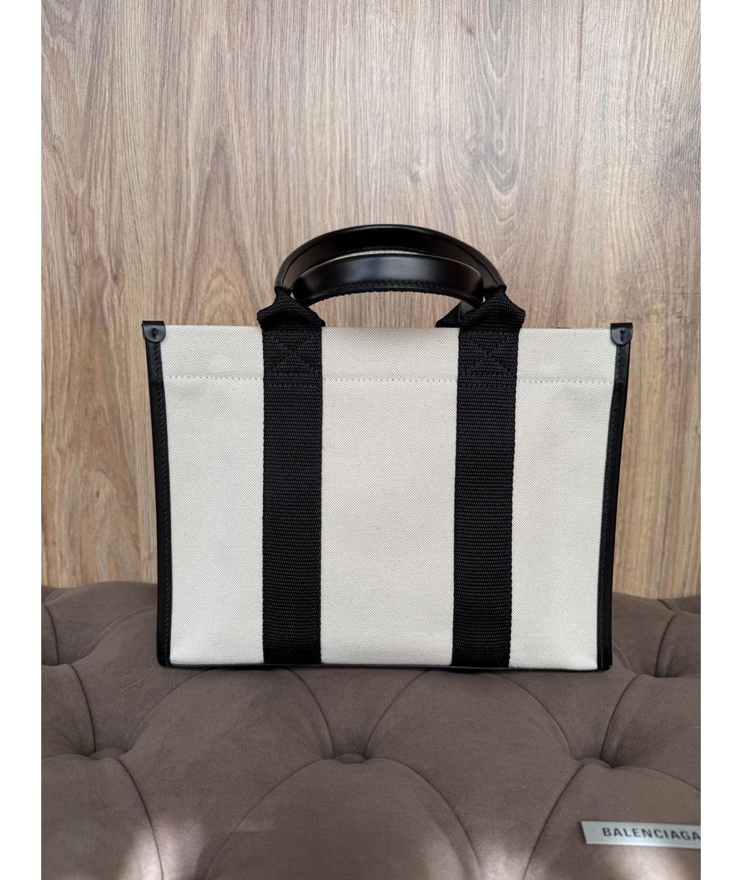 BALENCIAGA Бежевая тканевая сумка тоут, фото 3