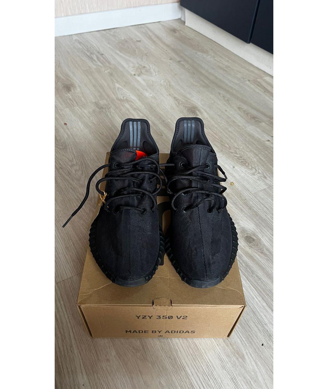 ADIDAS YEEZY Черные текстильные низкие кроссовки / кеды, фото 2