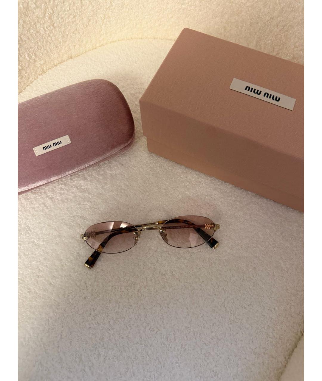 MIU MIU Розовые металлические солнцезащитные очки, фото 2