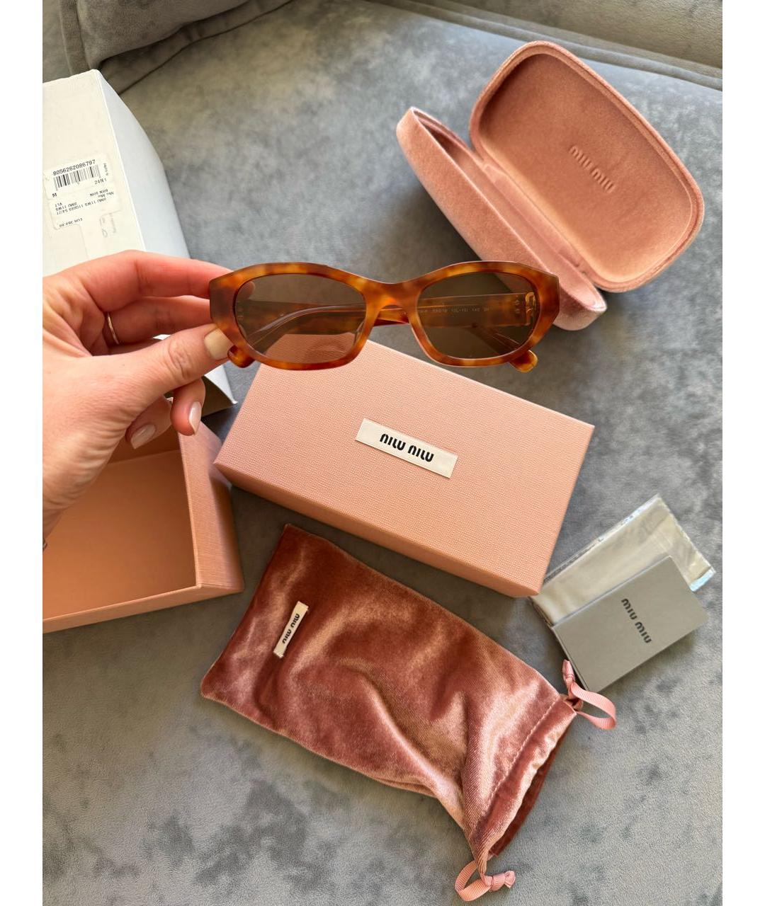 MIU MIU Коричневые пластиковые солнцезащитные очки, фото 2