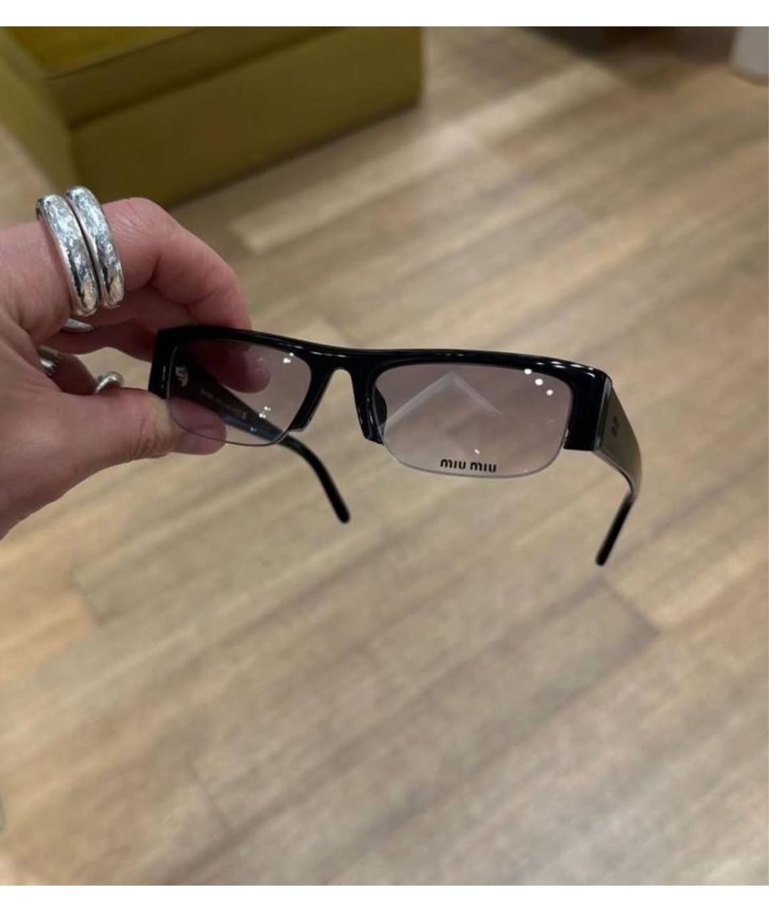 MIU MIU Черные пластиковые солнцезащитные очки, фото 8