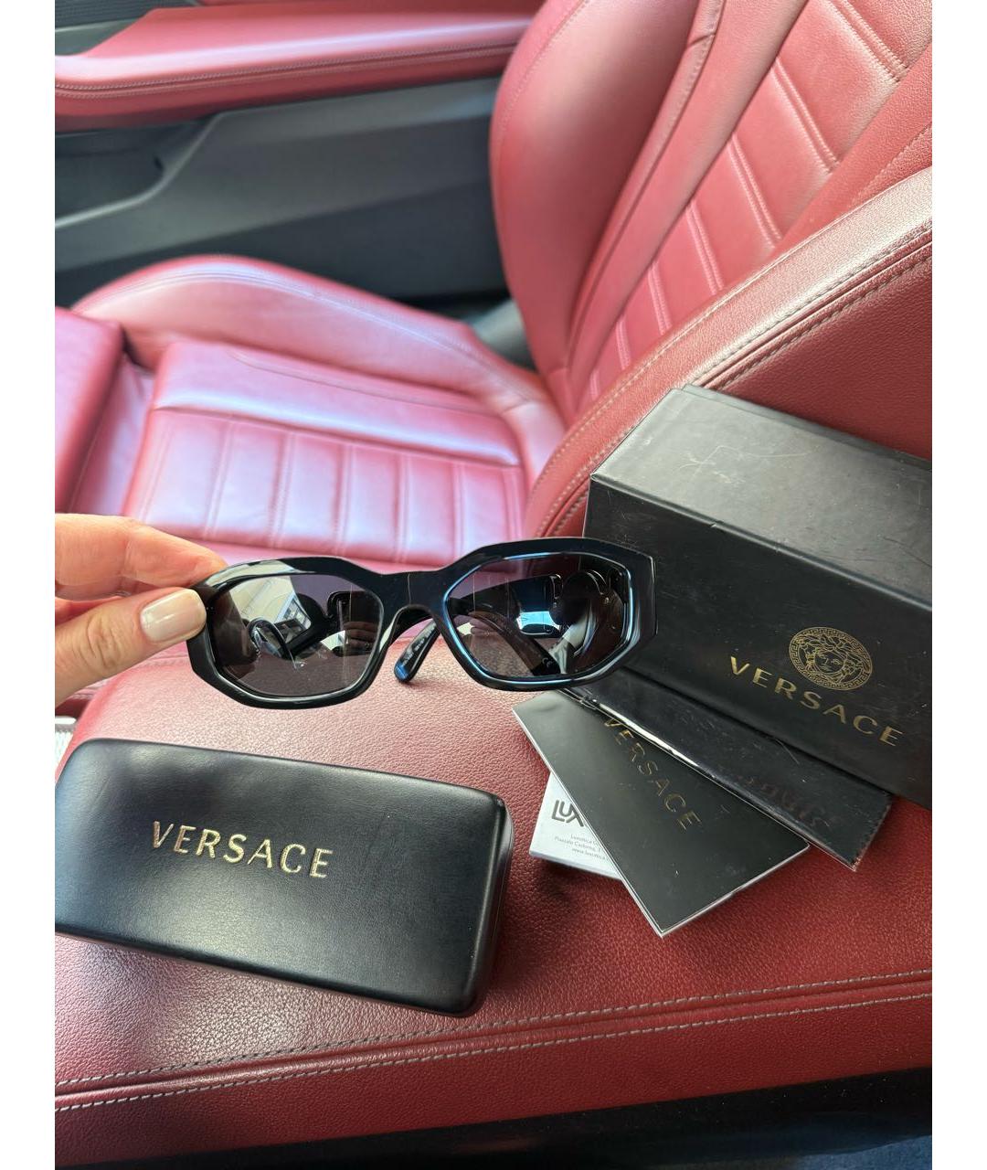 VERSACE Черные пластиковые солнцезащитные очки, фото 4