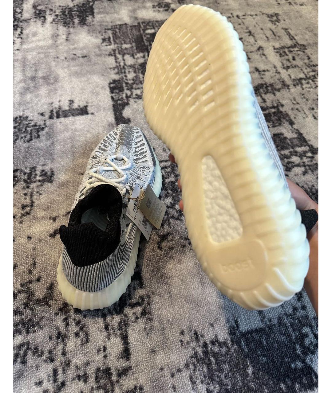ADIDAS YEEZY Серые текстильные низкие кроссовки / кеды, фото 5