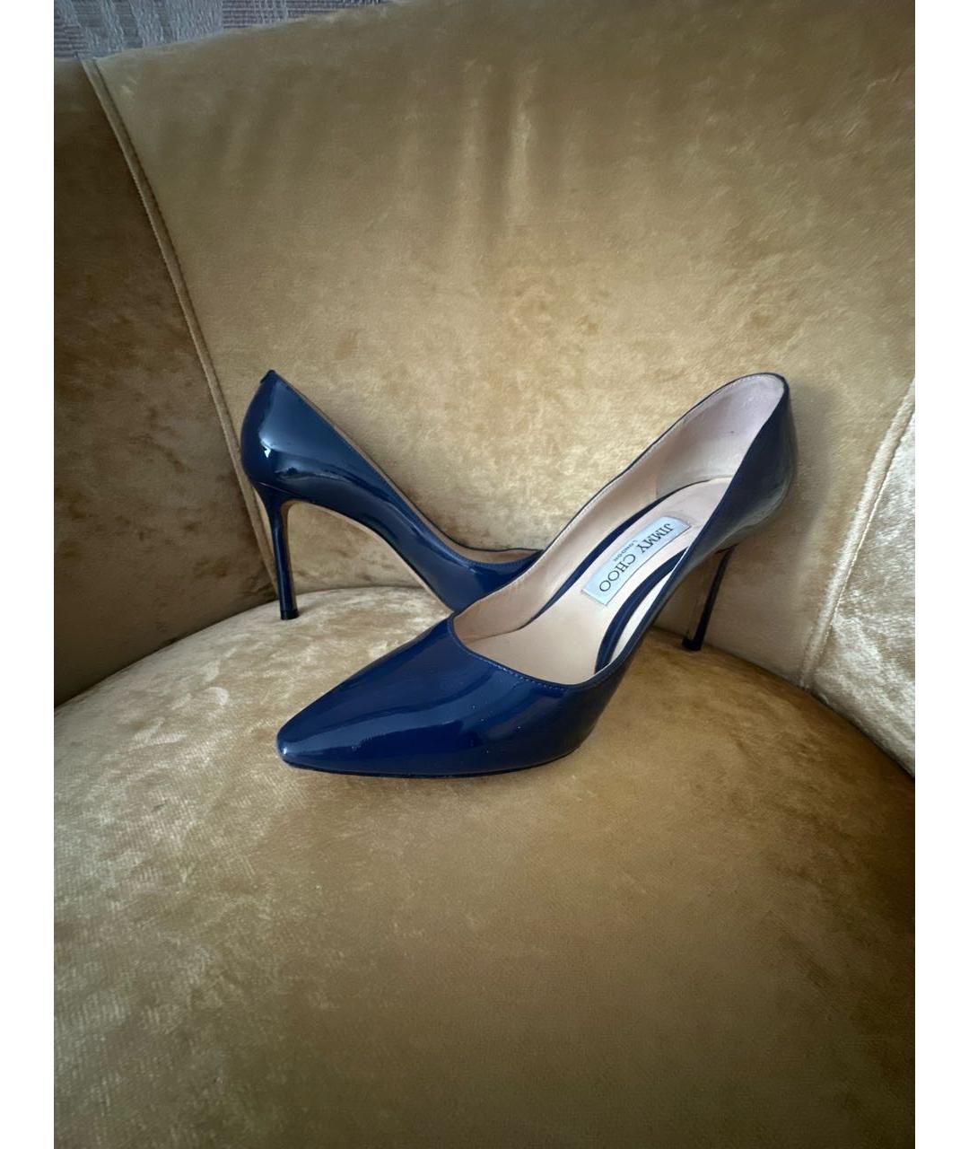 JIMMY CHOO Темно-синие туфли из лакированной кожи, фото 2