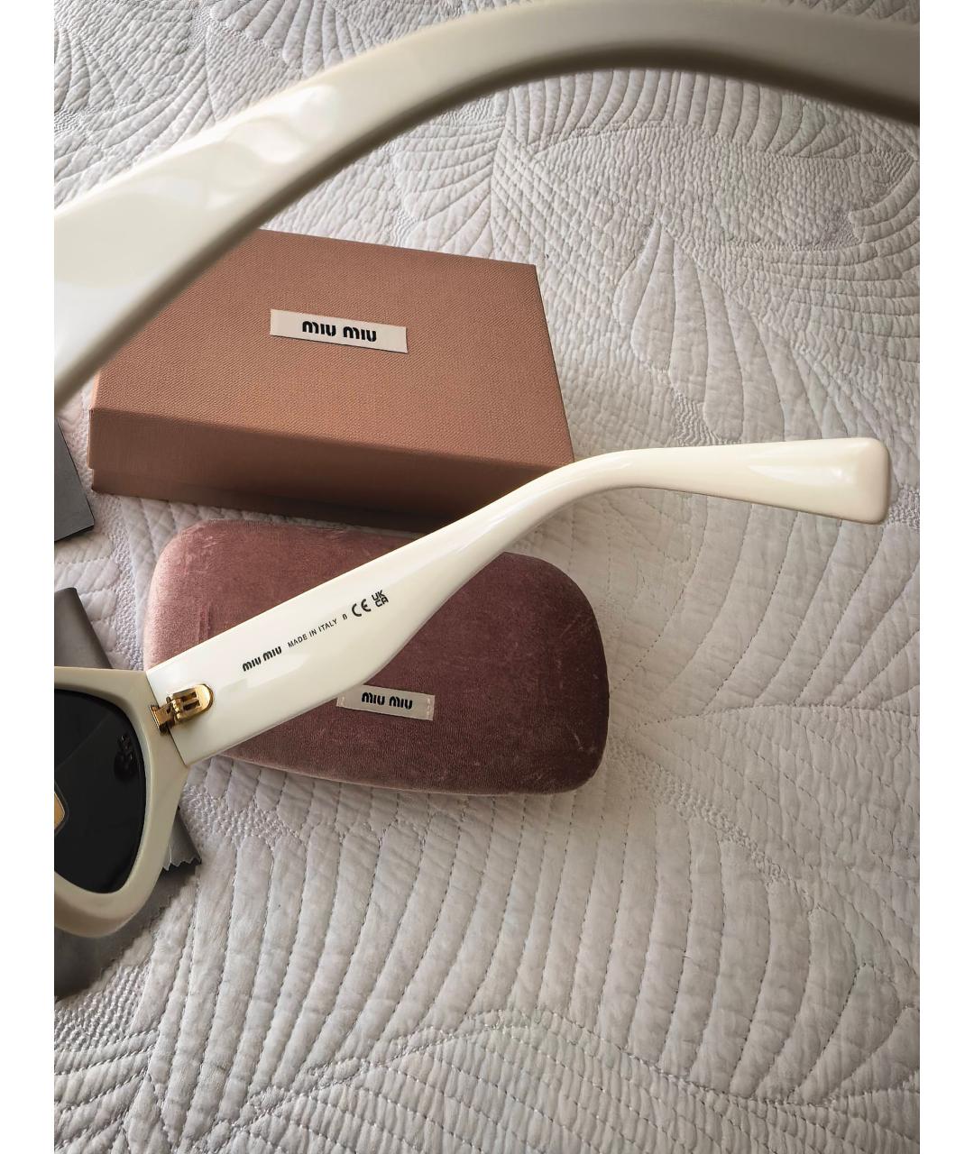 MIU MIU Белые пластиковые солнцезащитные очки, фото 7