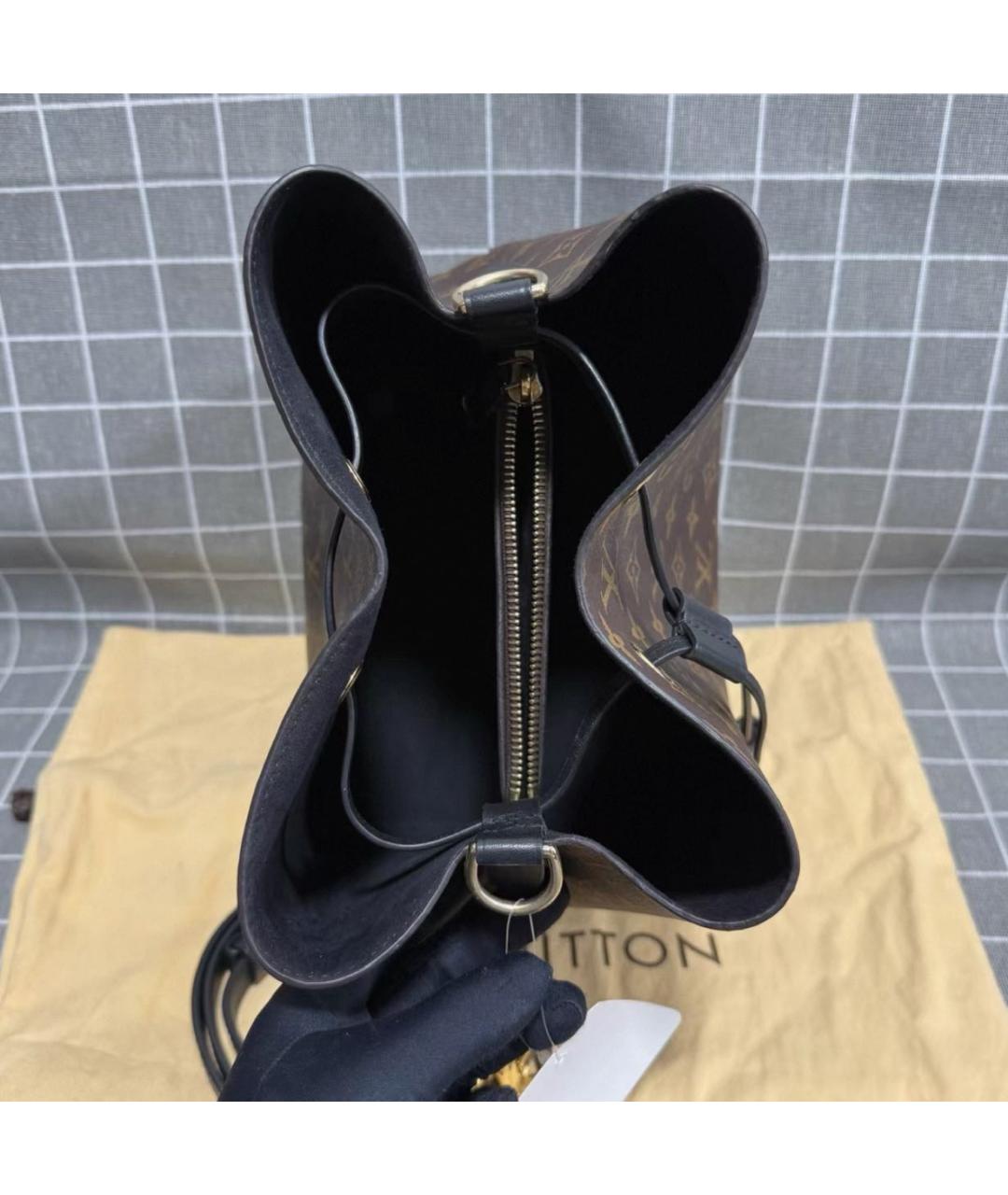 LOUIS VUITTON Коричневая сумка через плечо, фото 3