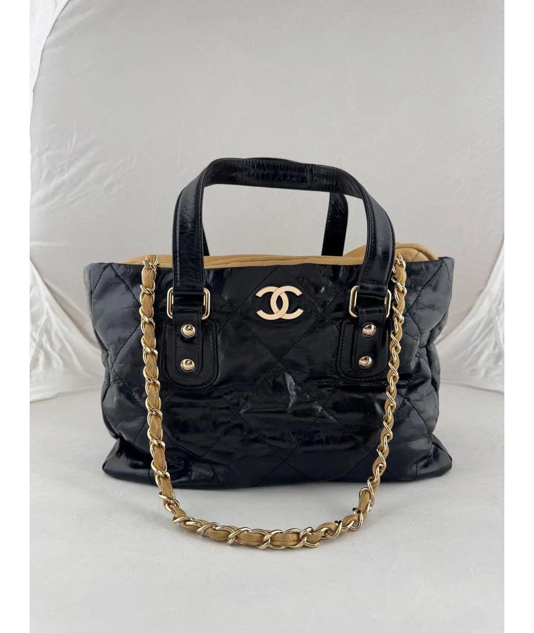 CHANEL Черная кожаная сумка с короткими ручками, фото 5