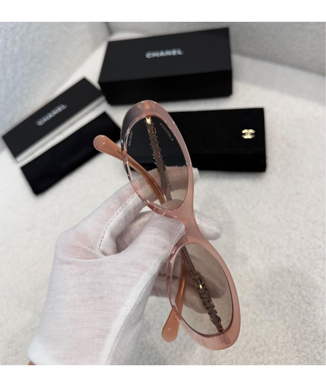 CHANEL Розовые пластиковые солнцезащитные очки, фото 7