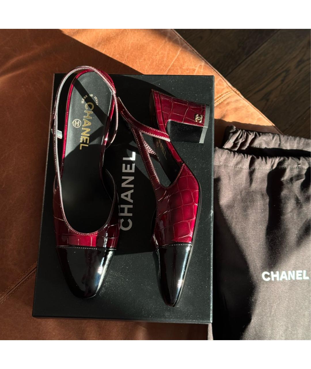 CHANEL Красные кожаные туфли, фото 2
