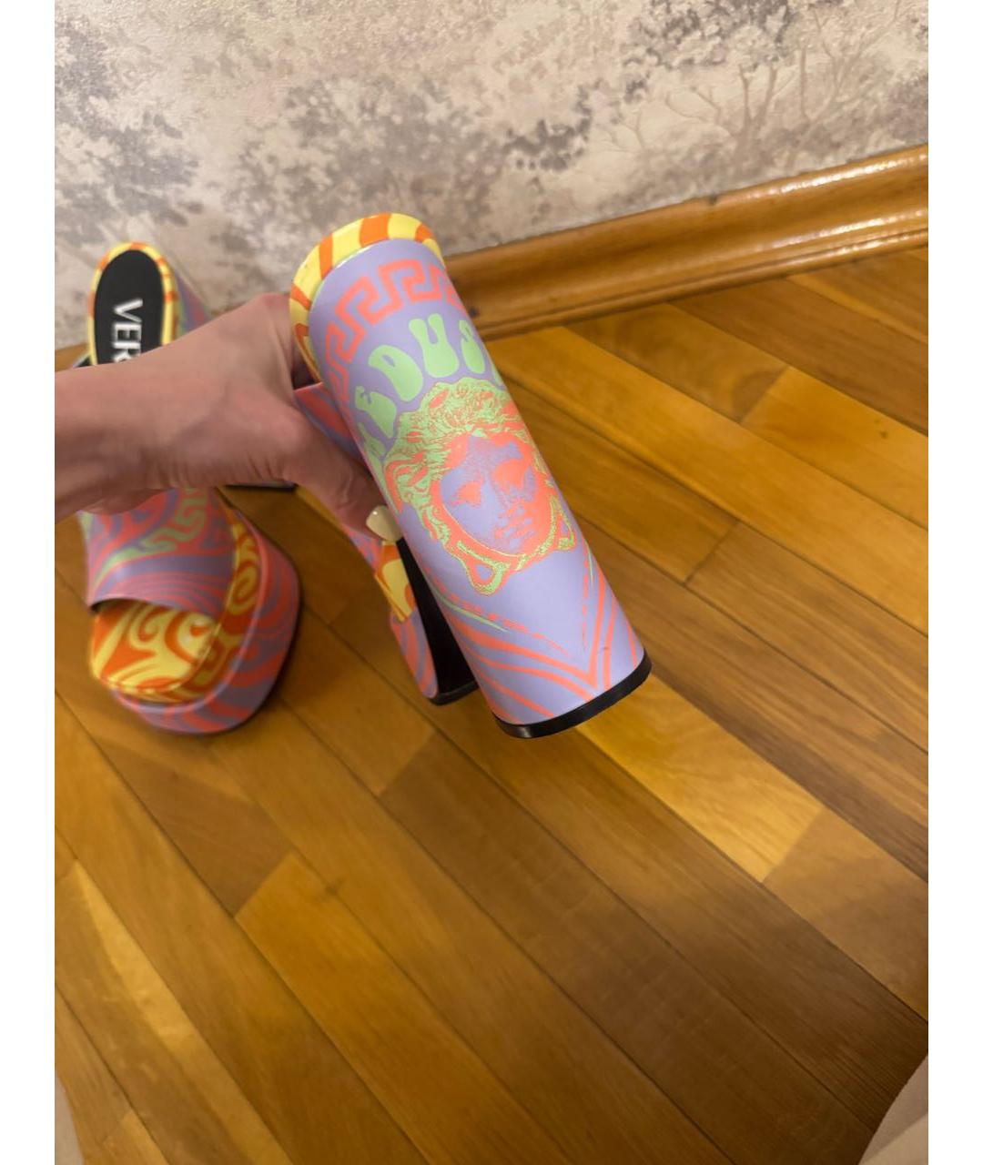 VERSACE Мульти кожаные сабо, фото 3