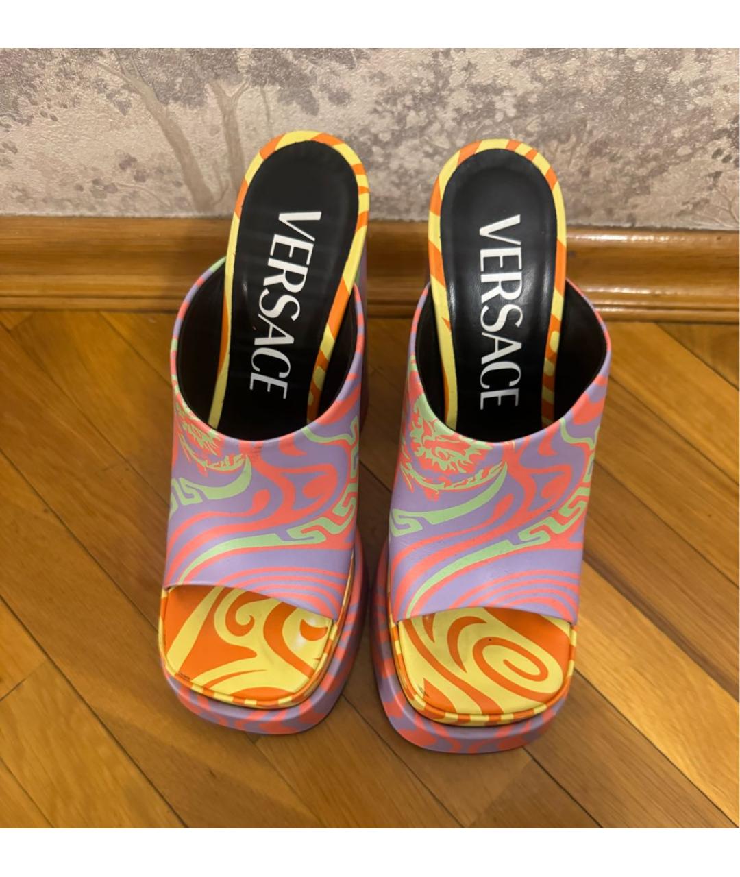 VERSACE Мульти кожаные сабо, фото 2