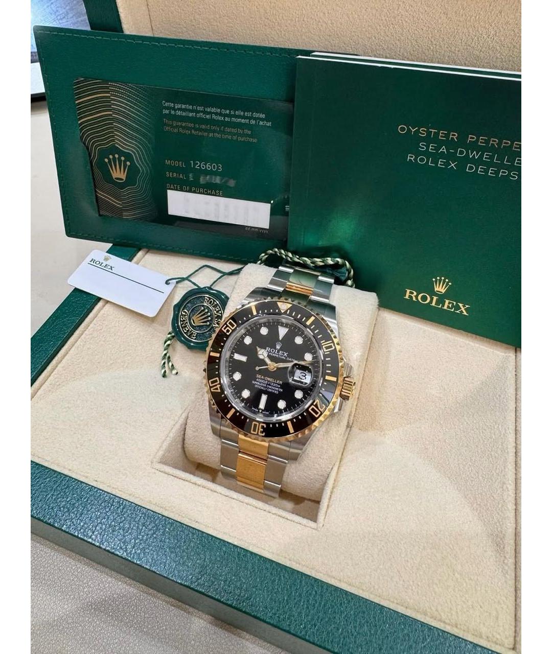 ROLEX Черные часы из желтого золота, фото 2