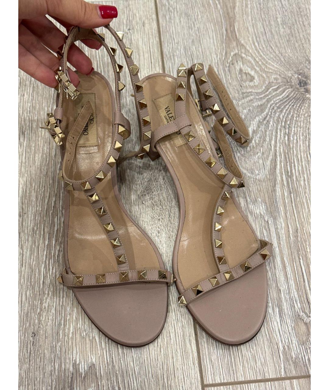 VALENTINO Розовые кожаные босоножки, фото 2