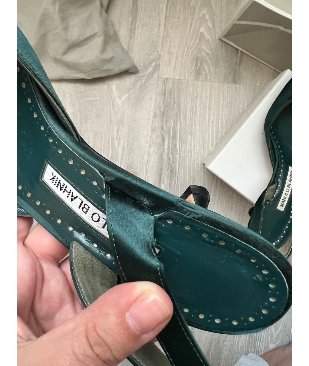 MANOLO BLAHNIK Зеленые текстильные туфли, фото 8