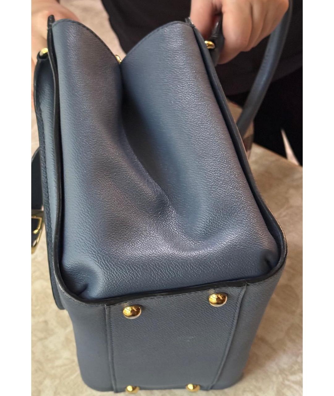 BURBERRY Голубая кожаная сумка с короткими ручками, фото 4