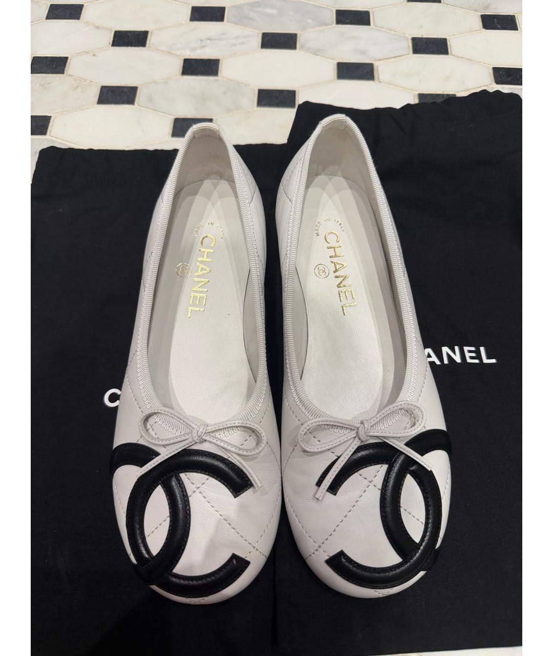 CHANEL Белые кожаные балетки, фото 5