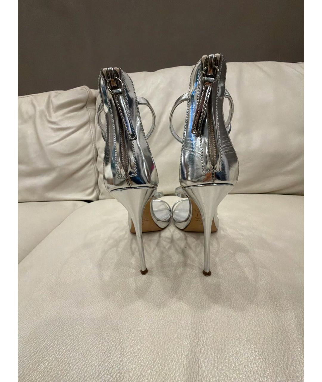 GIUSEPPE ZANOTTI DESIGN Серебряные босоножки из лакированной кожи, фото 3