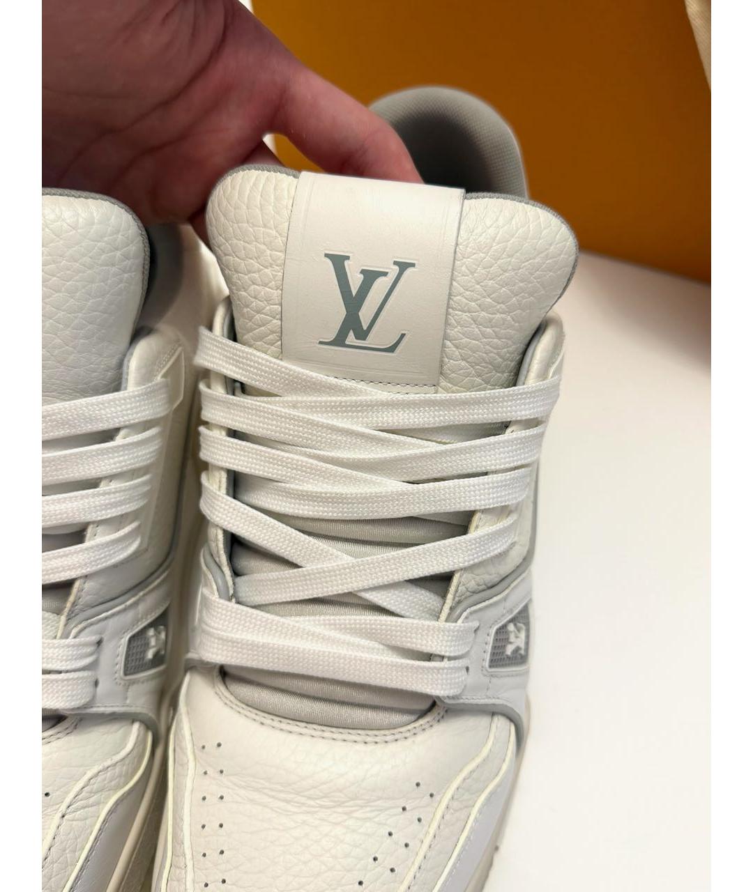 LOUIS VUITTON Белые кожаные низкие кроссовки / кеды, фото 2