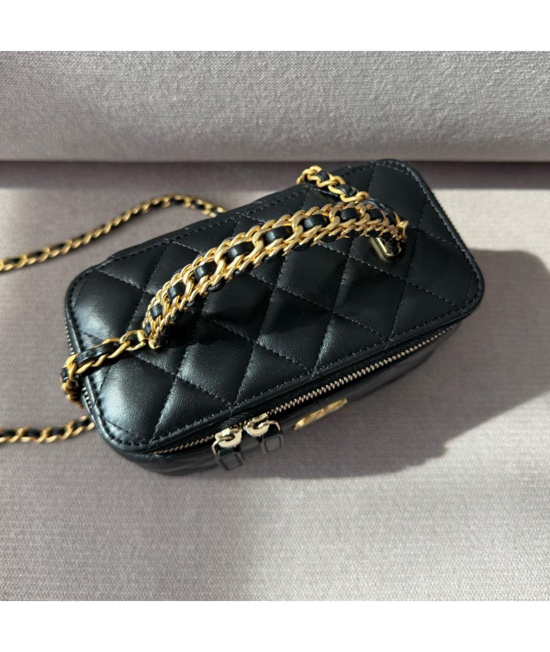 CHANEL Черная кожаная сумка через плечо, фото 6