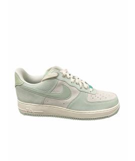 NIKE Кроссовки