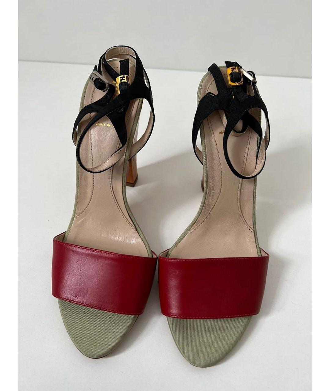 FENDI Кожаные босоножки, фото 2