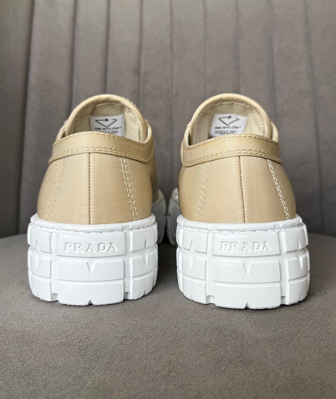 PRADA Бежевые текстильные кеды, фото 7
