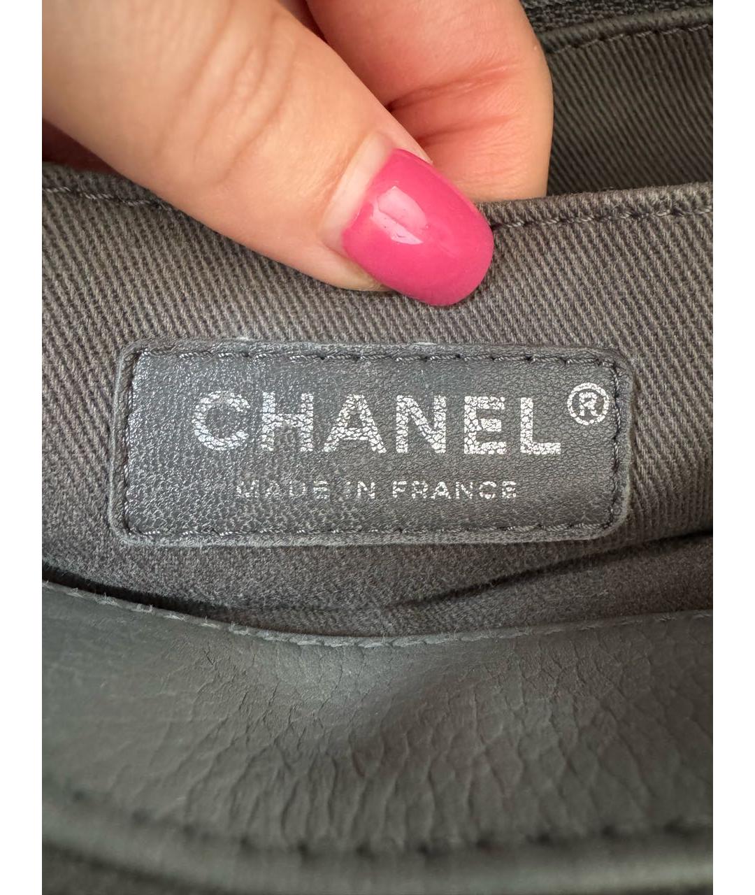 CHANEL Серая кожаная сумка с короткими ручками, фото 5