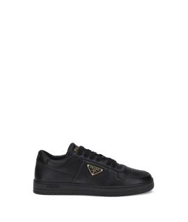 PRADA Низкие кроссовки / кеды