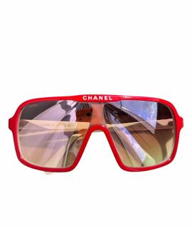 CHANEL Солнцезащитные очки