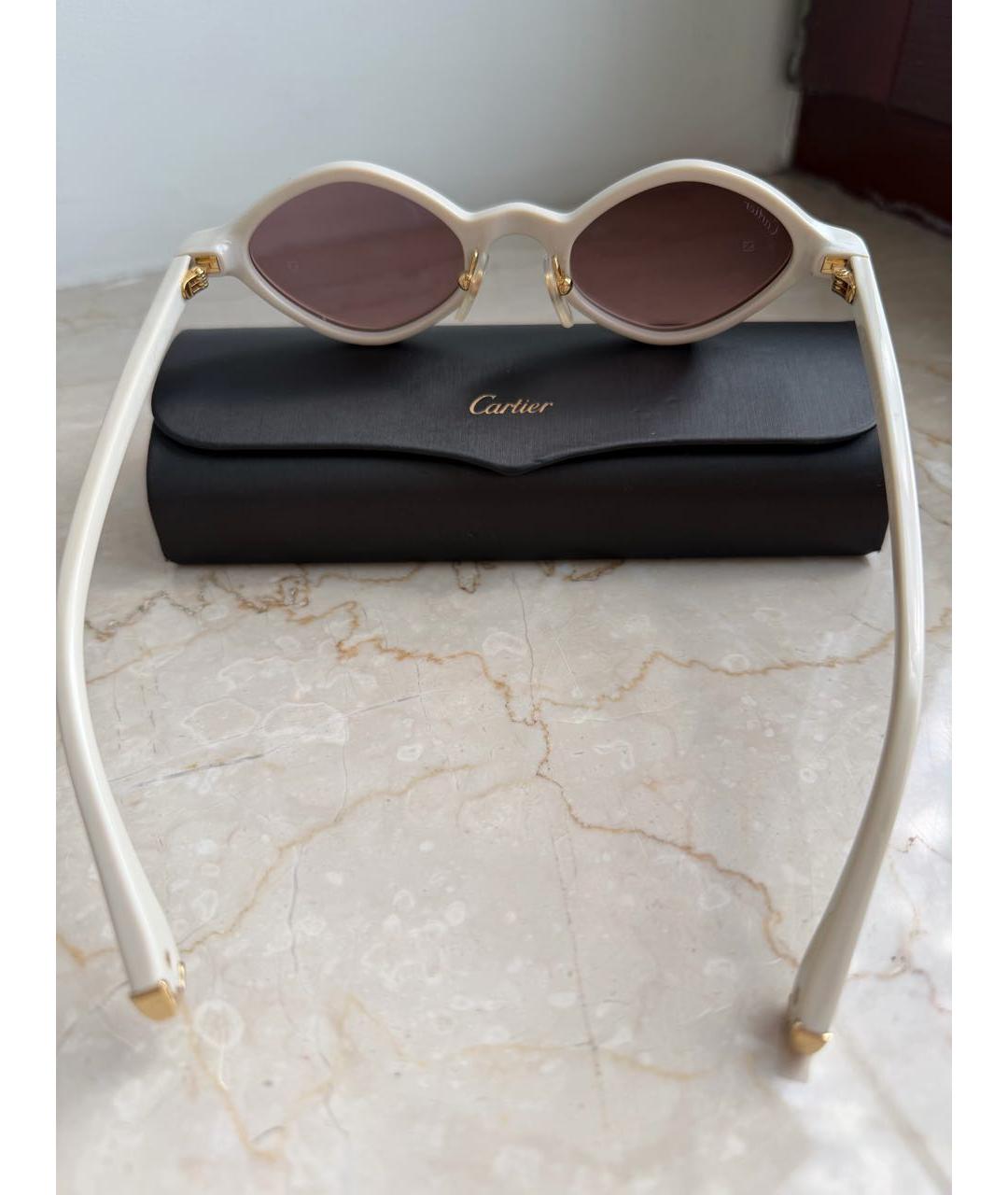 CARTIER Бежевые пластиковые солнцезащитные очки, фото 2