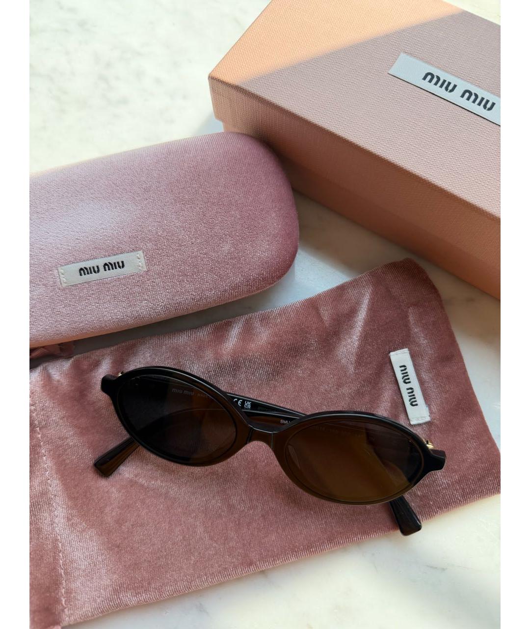 MIU MIU Черные пластиковые солнцезащитные очки, фото 4
