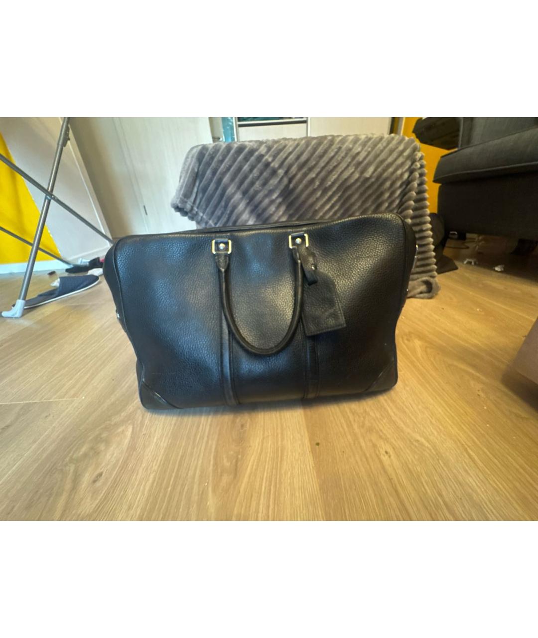LOUIS VUITTON Черный кожаный портфель, фото 1