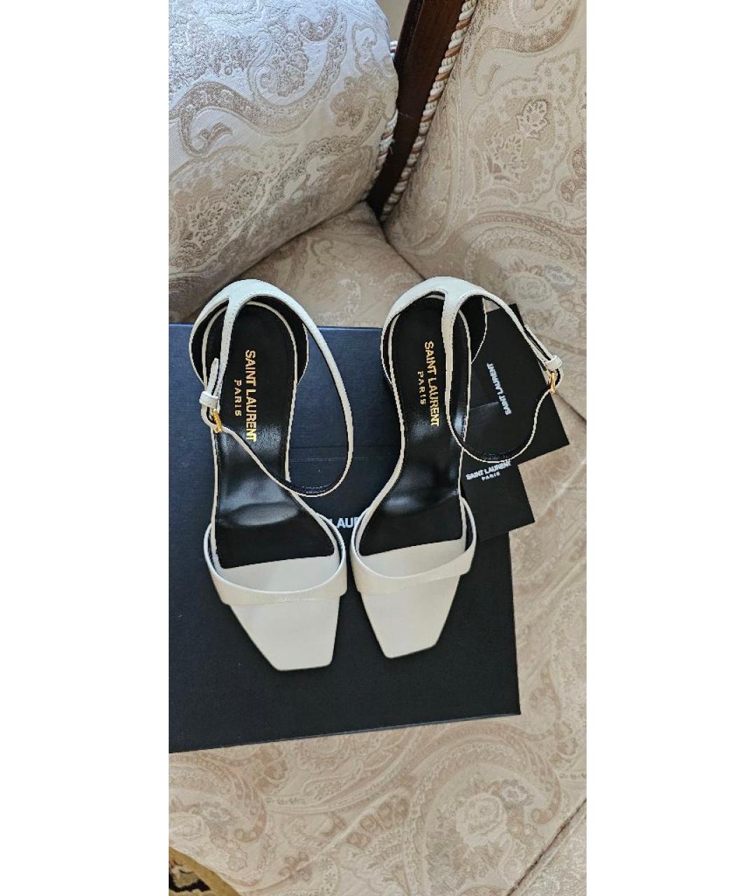 SAINT LAURENT Белые кожаные босоножки, фото 2
