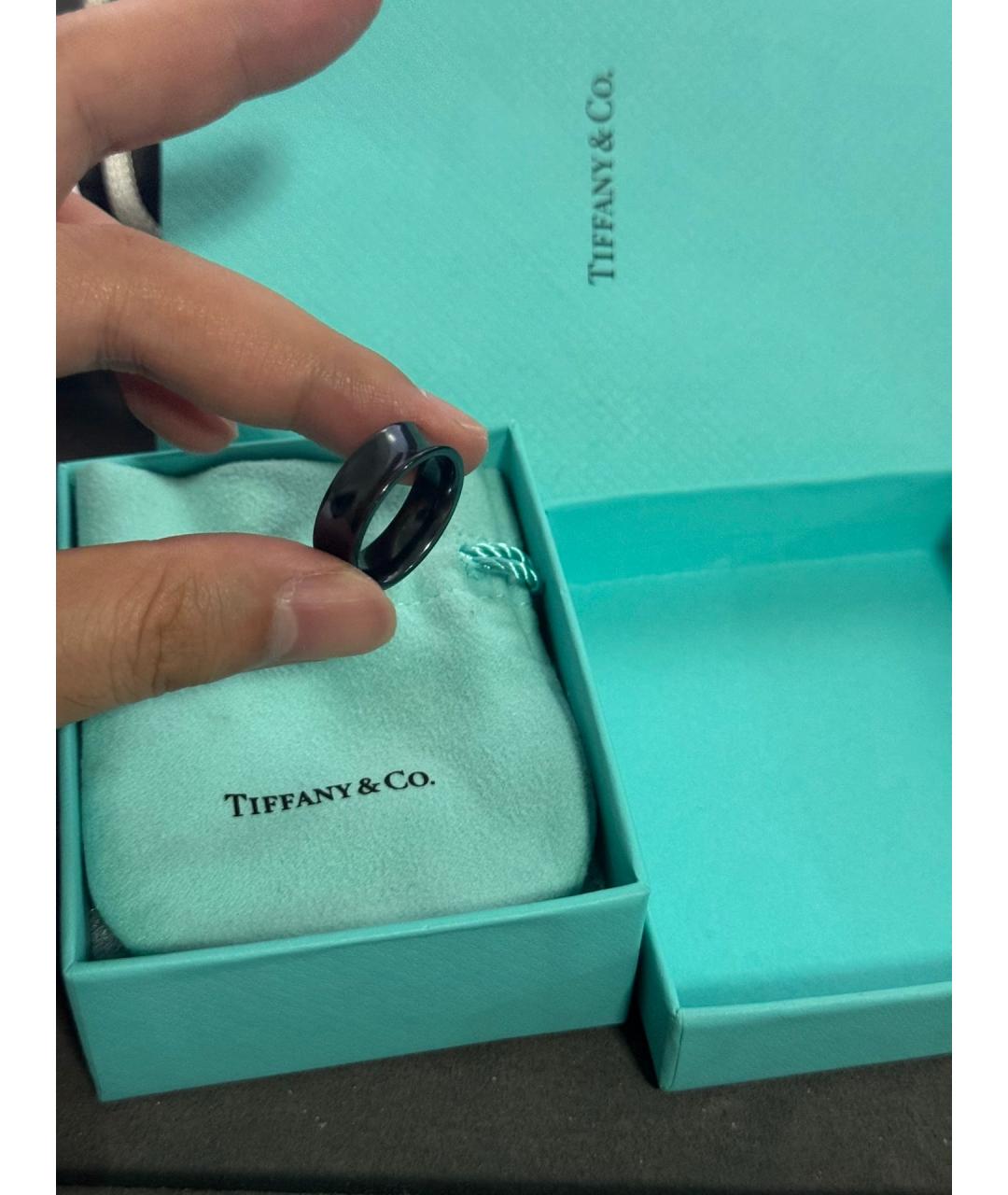 TIFFANY&CO Черное металлическое кольцо, фото 5