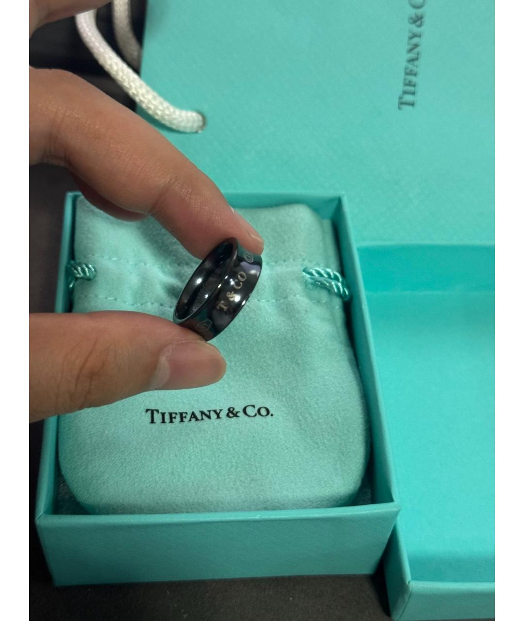 TIFFANY&CO Черное металлическое кольцо, фото 7