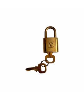 LOUIS VUITTON Брелок